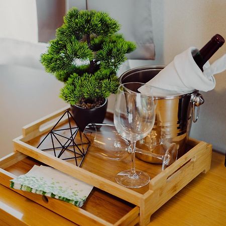 Hotel Bonsai 涅姆恰 外观 照片