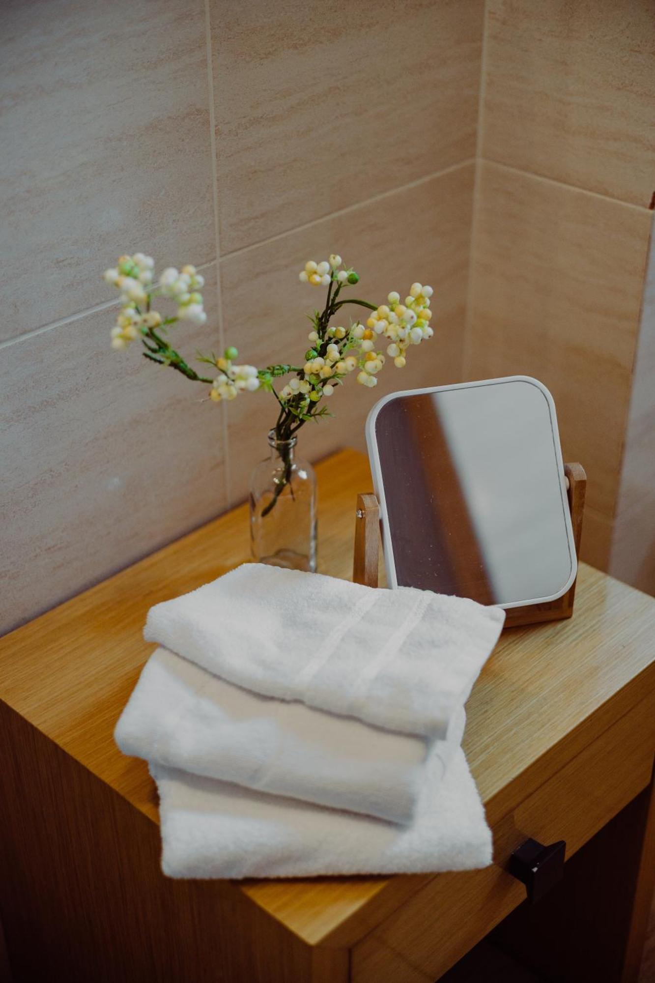 Hotel Bonsai 涅姆恰 外观 照片